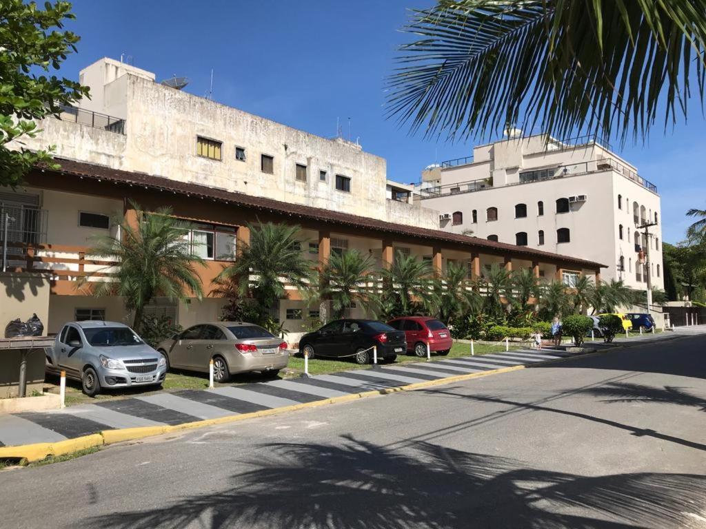 Apto 2 Quartos - Da Enseada Apartment